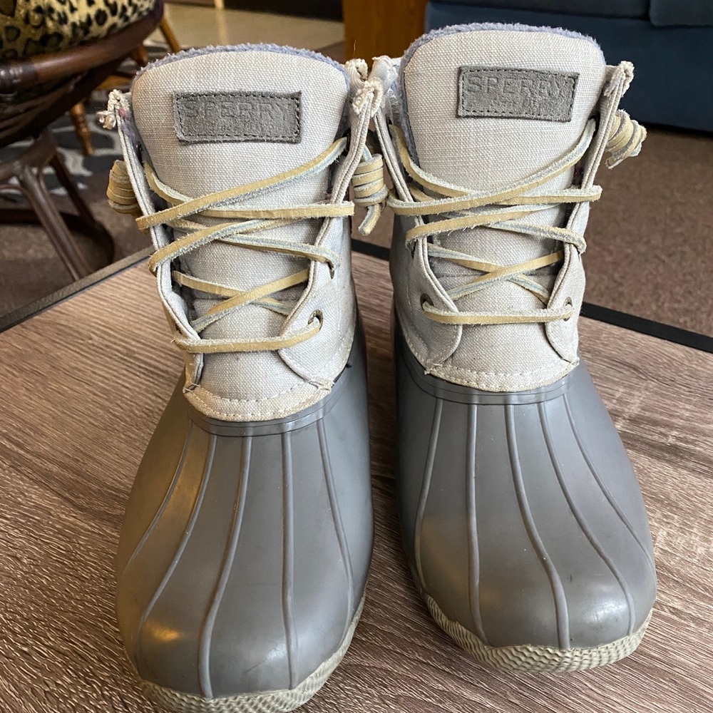 Speedy boots